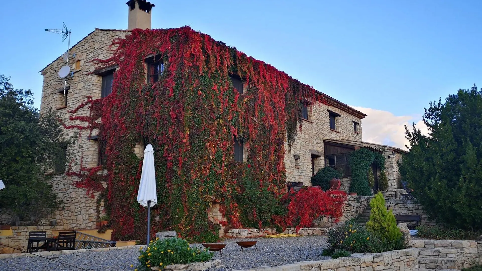Country house Mas De L'Arlequi Guest House Rojals